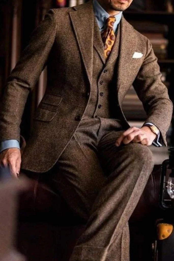 Brown tweed suit-front
