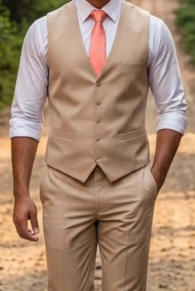 Close-up_of_beige_waistcoat_V-neckline_buttons_and_welt_pocket