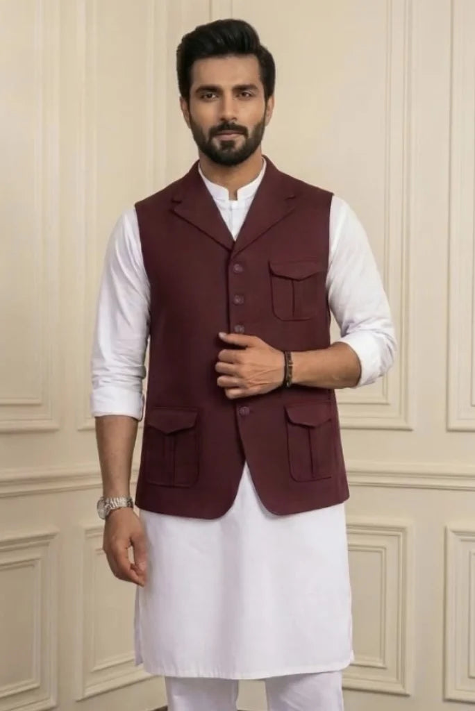 Men Wine Sleeveless Hunting Style Waistcoat – Front