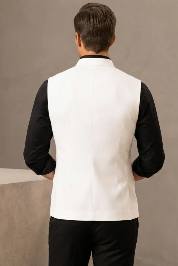 Sleeveless Design For Timeless Look Back
