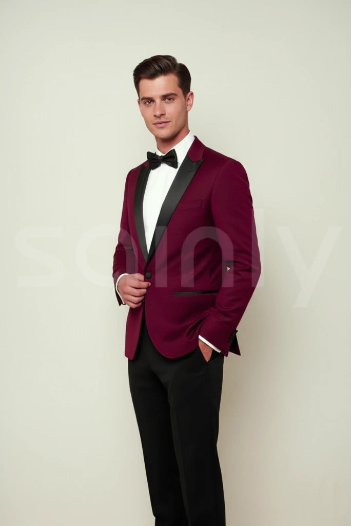 Maroon formal suit for business meetings – men’s two-piece attire-side