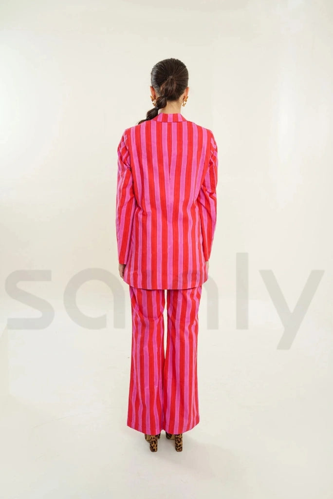 Women red and pink stylish matching set for chic styling-back