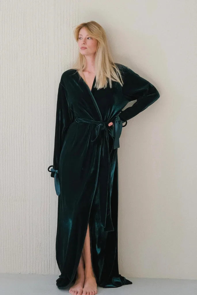 Green velvet robe for women-front